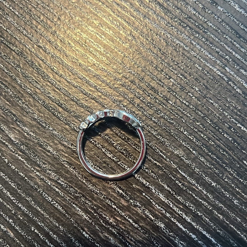 Ring # 9 - Picture 2 of 9
